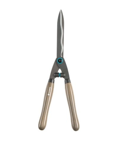 gardena naturecut.jpg