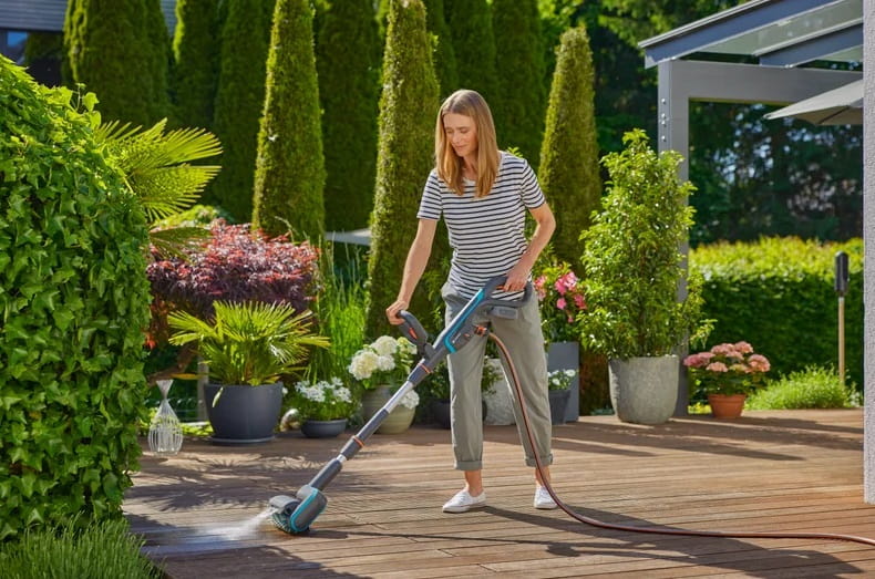 Gardena szczotka akumulatorowa